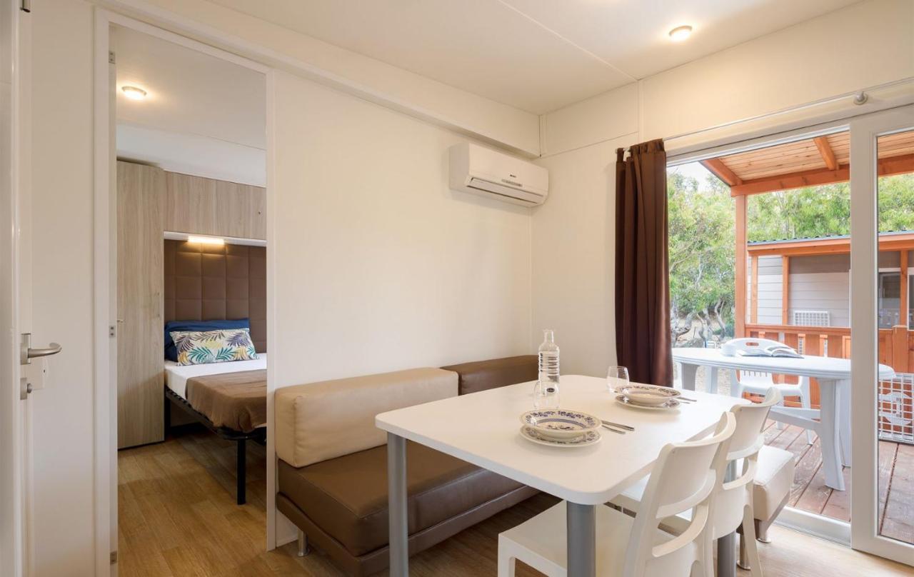 קניגיונה Centro Vacanze Isuledda מראה חיצוני תמונה