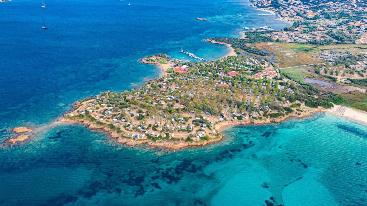 קניגיונה Centro Vacanze Isuledda מראה חיצוני תמונה