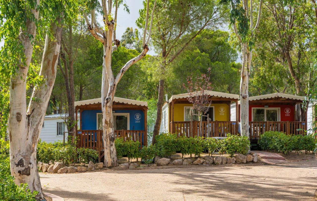 קניגיונה Centro Vacanze Isuledda מראה חיצוני תמונה